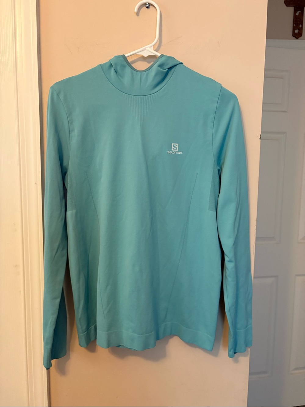 Salomon Women's Aqua Hooded Long-Sleeve Performance Top